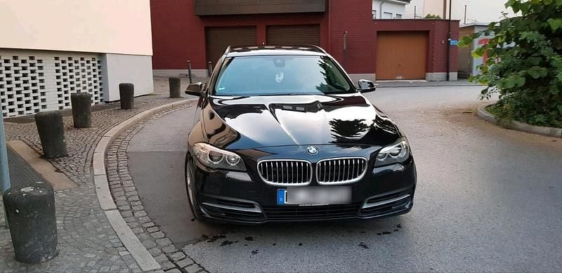 Schwarz Gebraucht 2014 BMW 525 Kombi | 10.000 € (Superpreis) - Bild 1/4