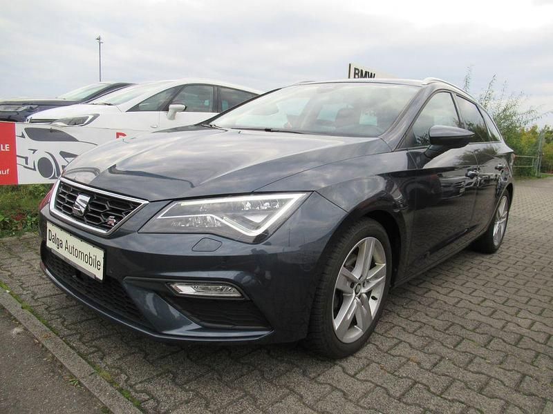 Grau Gebraucht 2020 Seat Leon ST FR Kombi | 16.290 € (Guter Preis) - Bild 1/4