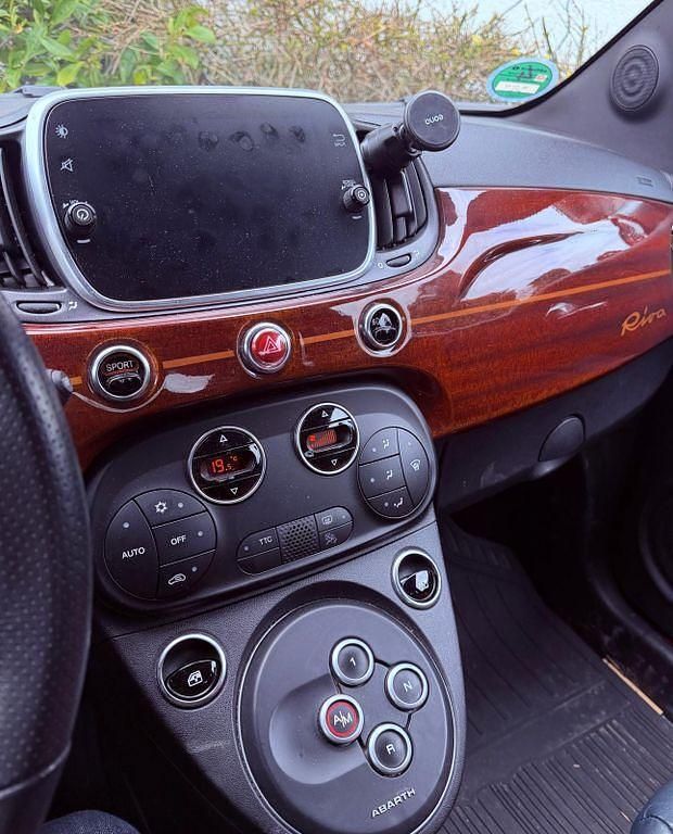 Gebraucht Abarth 695 179 PS (131 kW) 2018 Grau Kleinwagen