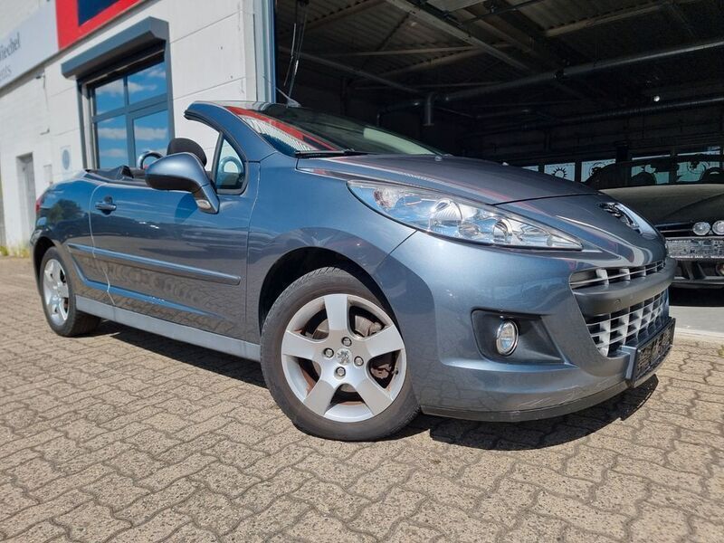 Grau Gebraucht 2011 Peugeot 207 CC Premium Cabrio | 4.748 € (Fairer Preis) - Bild 1/4