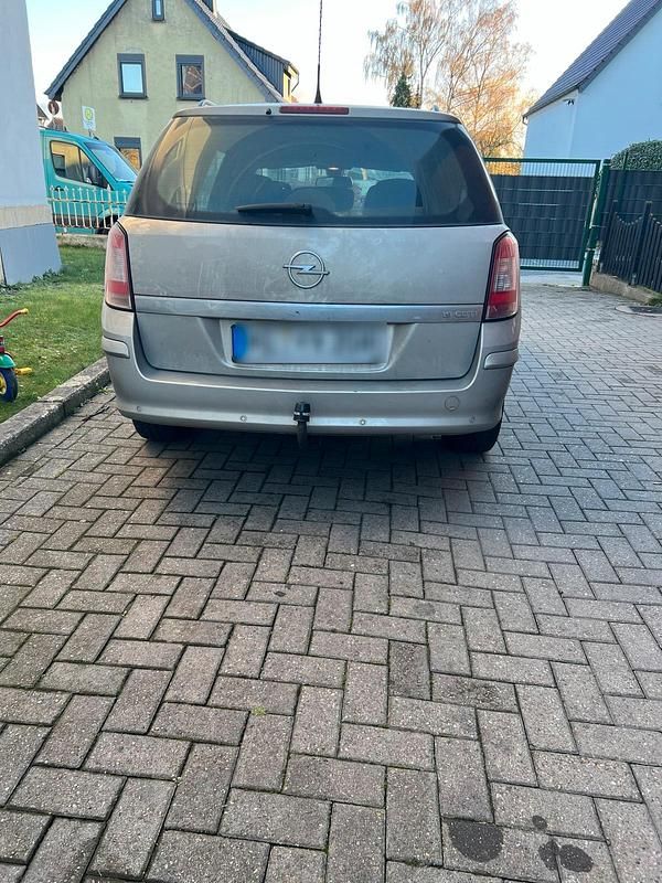 Beige Gebraucht 2007 Opel Astra Kombi | 1.100 € (Superpreis) - Bild 1/4