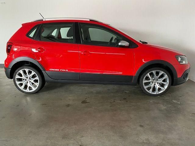Gebraucht VW Polo Cross 90 PS (66 kW) 2014 Flashrot Kleinwagen