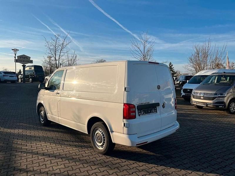 Gebraucht VW Transporter 102 PS (75 kW) 2017 Candyweiss Van