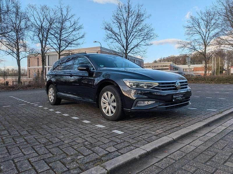 Gebraucht VW Passat 190 PS (139 kW) 2021 Schwarz Kombi