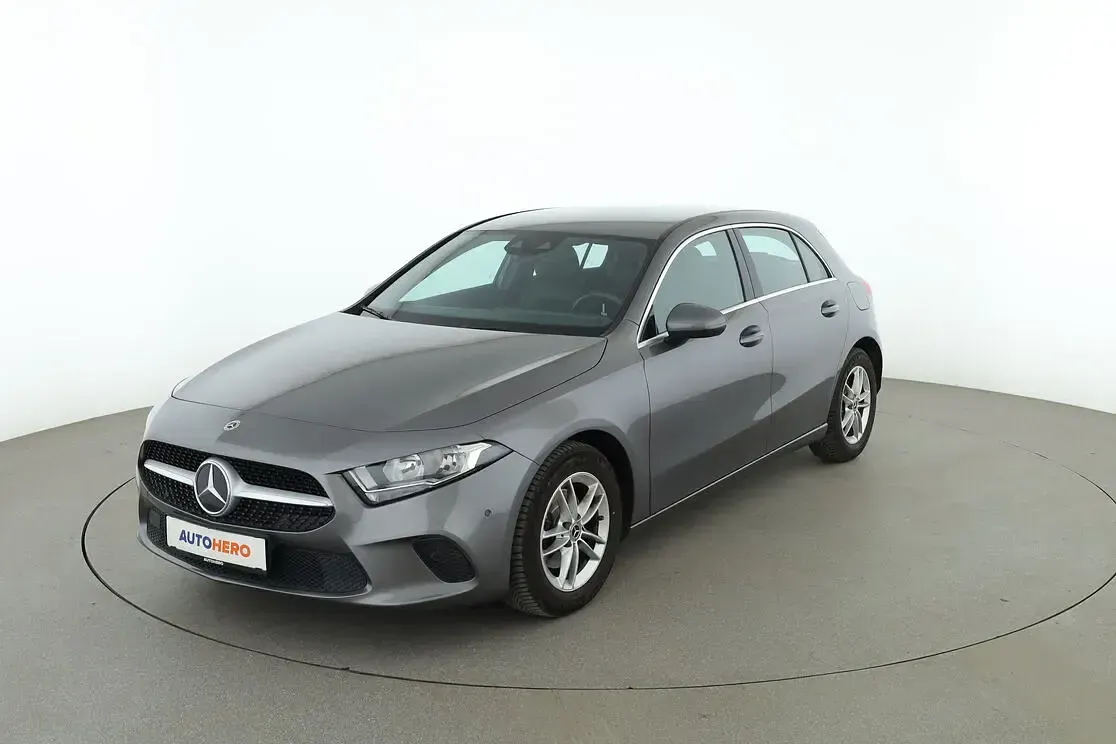 Gebraucht Mercedes A180 Progressive 136 PS (100 kW) 2021 Limousine