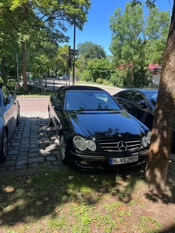 Gebraucht Mercedes CLK200 184 PS (135 kW) 2007 Schwarz Cabrio