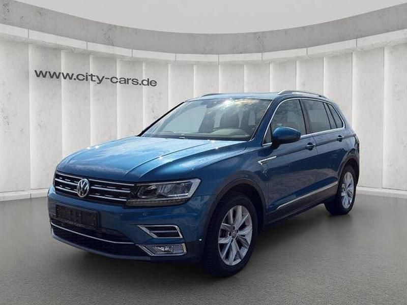 Blau Gebraucht 2016 VW Tiguan Highline SUV | 21.990 € (Guter Preis) - Bild 1/4