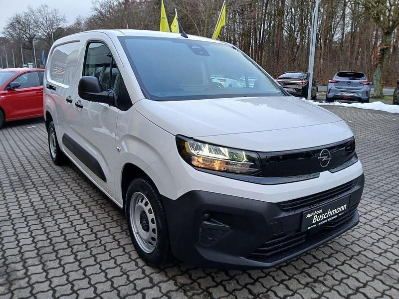 Gebraucht Opel Combo 102 PS (75 kW) 2026 Kaolin weiß Van / Kleinbus