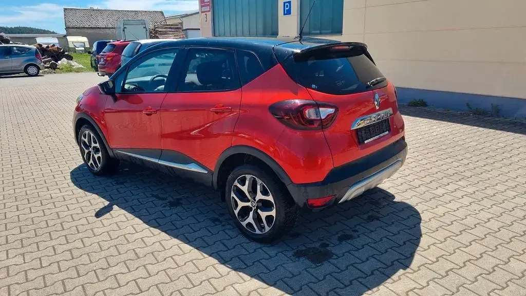Gebraucht Renault Captur Crossborder 118 PS (86 kW) 2017 Orange SUV