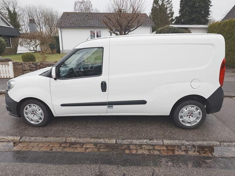 Gebraucht Fiat Doblò 101 PS (74 kW) 2015 Weiß Van / Kleinbus