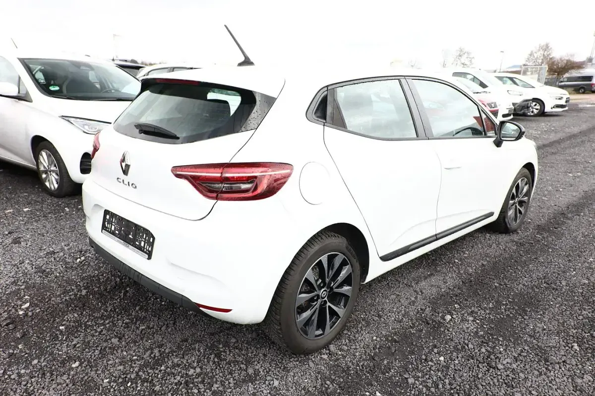 Begagnad Renault Clio V Equilibre 91 HK (66 kW) 2022 Vit