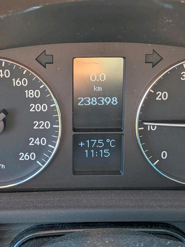 Gebraucht Mercedes C200 163 PS (119 kW) 2007 Andere farben Kombi