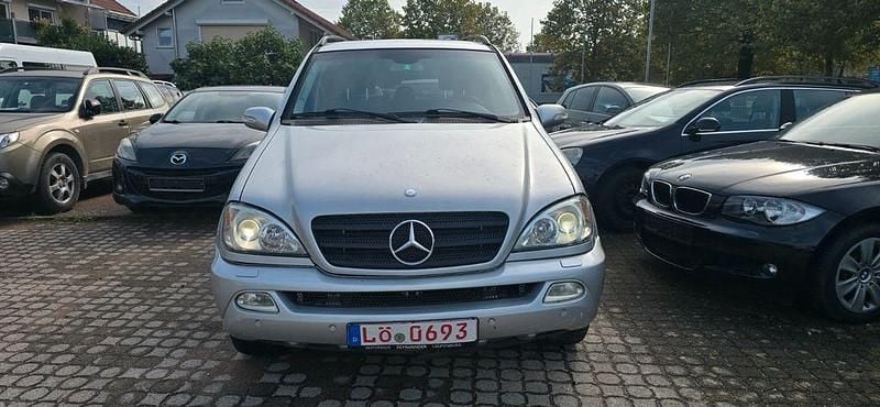 Silber Gebraucht 2004 Mercedes ML270 SUV | 4.500 € (Guter Preis) - Bild 1/4