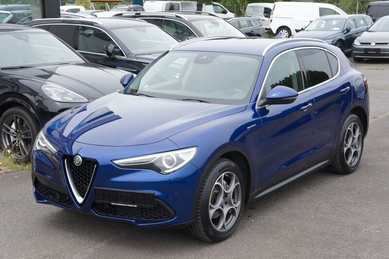 Blu anodizzato Gebraucht 2022 Alfa Romeo Stelvio Super SUV | 27.888 € (Guter Preis) - Bild 1/4