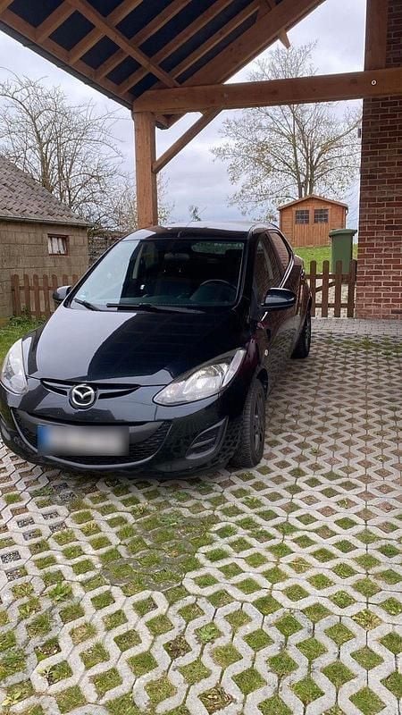 Schwarz Gebraucht 2014 Mazda 2 Kleinwagen | 6.000 € (Fairer Preis) - Bild 1/4