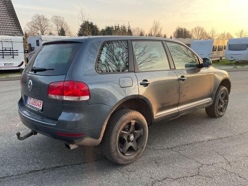 Gebraucht VW Touareg R 174 PS (127 kW) 2006 Grau SUV