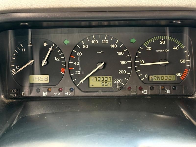 Gebraucht VW Transporter 115 PS (84 kW) 1998 Blau Van