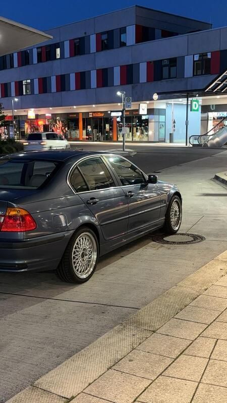 Gebraucht 1999 BMW 323 Limousine | 2.150 € (Superpreis) - Bild 1/4