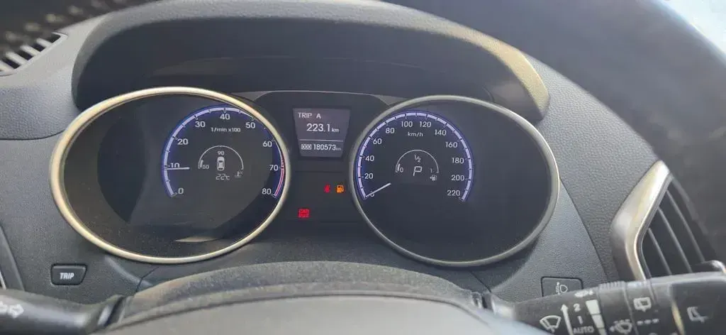 Gebraucht Hyundai ix35 Style 163 PS (119 kW) 2013 Weiß SUV