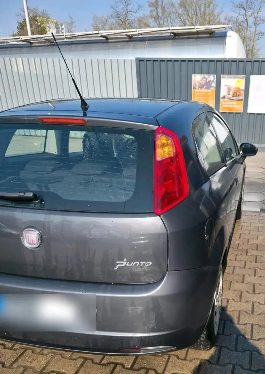 Gebraucht Fiat Punto 76 PS (55 kW) 2009 Grau Kleinwagen