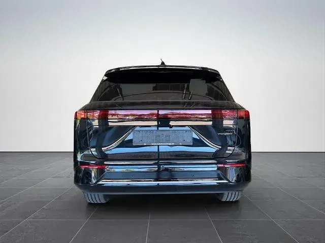 Neu XPENG G9 AWD Performance 422 kW (575 PS) 2026 Midnight black SUV