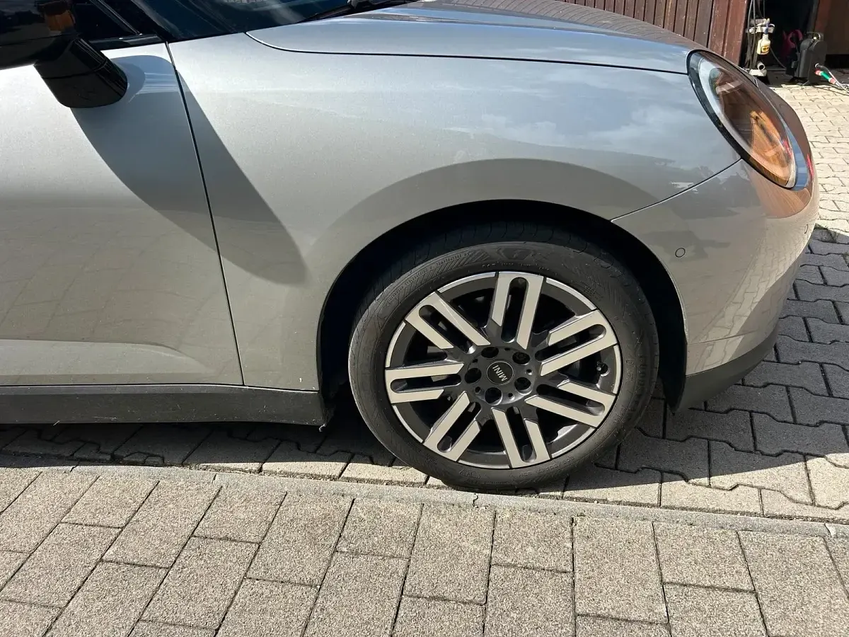 Gebraucht Mini Cooper 135 kW (184 PS) 2024 Silber Kleinwagen