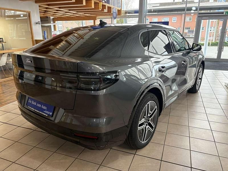 Neu Ford Capri Premium 210 kW (286 PS) 2026 Magneticgrau (metallic) SUV