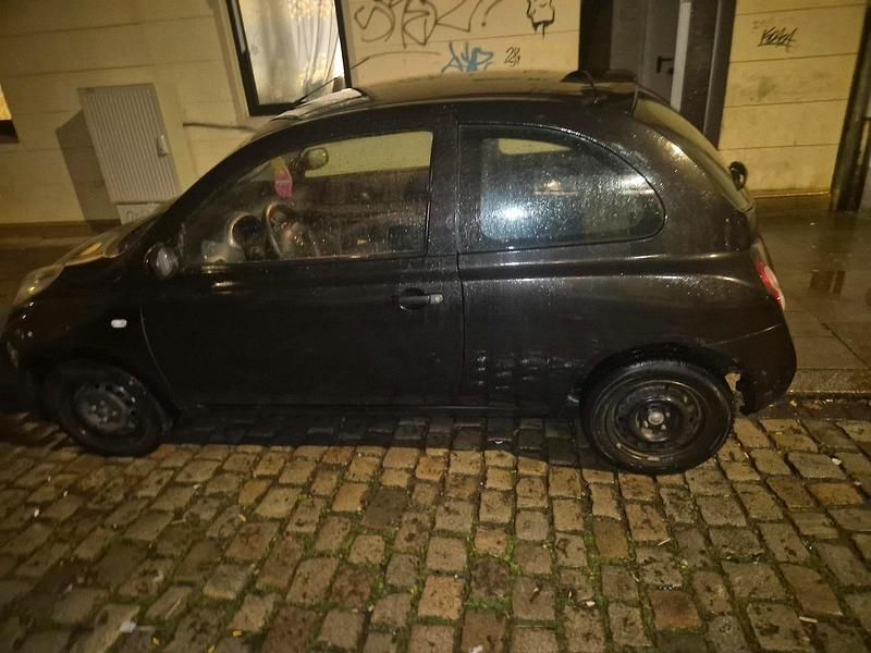 Gebraucht Nissan Micra 65 PS (47 kW) 2005 Schwarz Kleinwagen