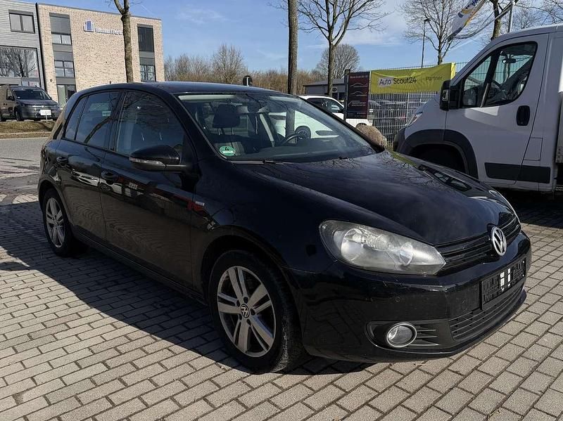 Gebraucht VW Golf VII Match 86 PS (63 kW) 2012 Schwarz Kleinwagen