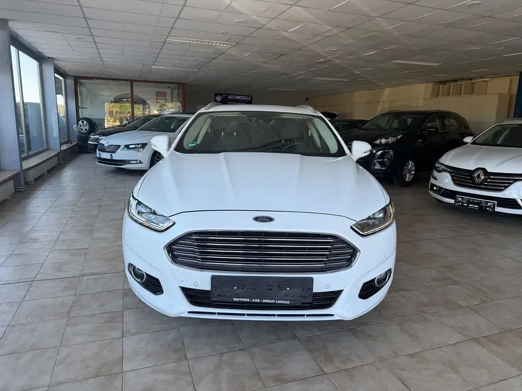 Occasion Ford Mondeo Titanium 179 ch (131 kW) 2018 Blanc Berline
