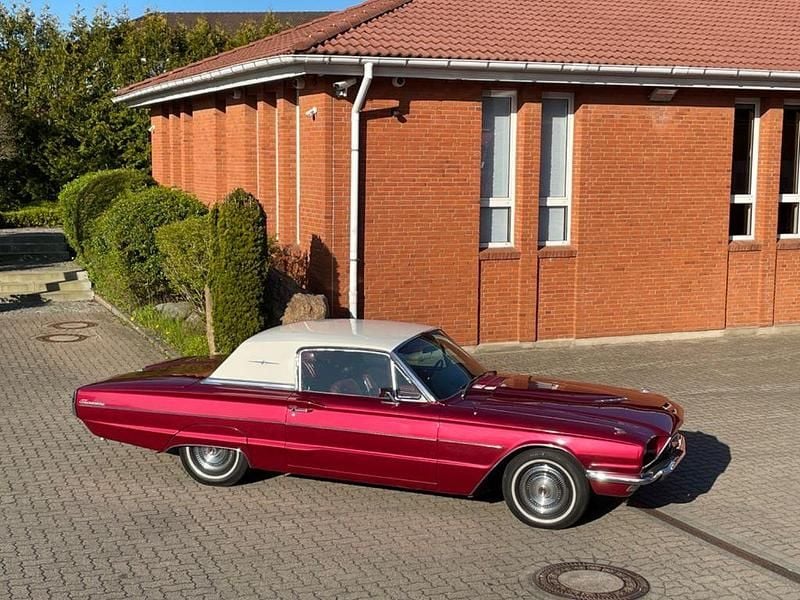 Rot Gebraucht 1966 Ford Thunderbird Coupé | 37.750 € - Bild 1/4