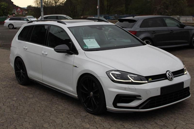 Weiß Gebraucht 2020 VW Golf VII R-line Kombi | 18.900 € (Superpreis) - Bild 1/4