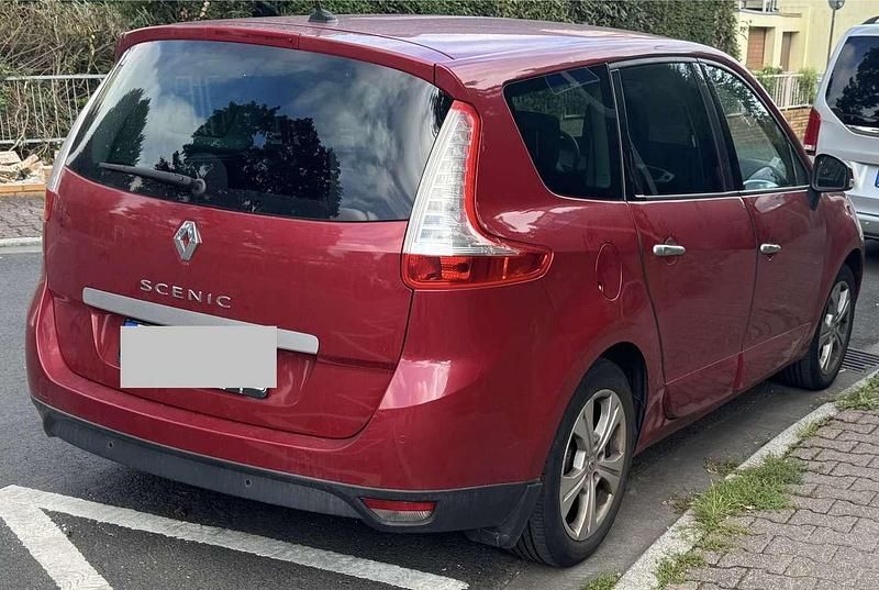 Gebraucht 2010 Renault Grand Scénic III Dynamique Van / Kleinbus | 2.299 € (Guter Preis) - Bild 1/4