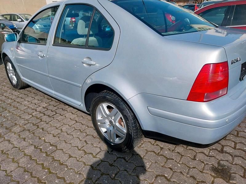 Gebraucht VW Bora 115 PS (84 kW) 1999 Silber Limousine