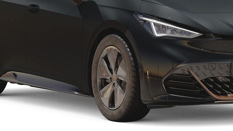 Usata Cupra Born 150 kW (204 CV) 2024 Grigio Utilitaria