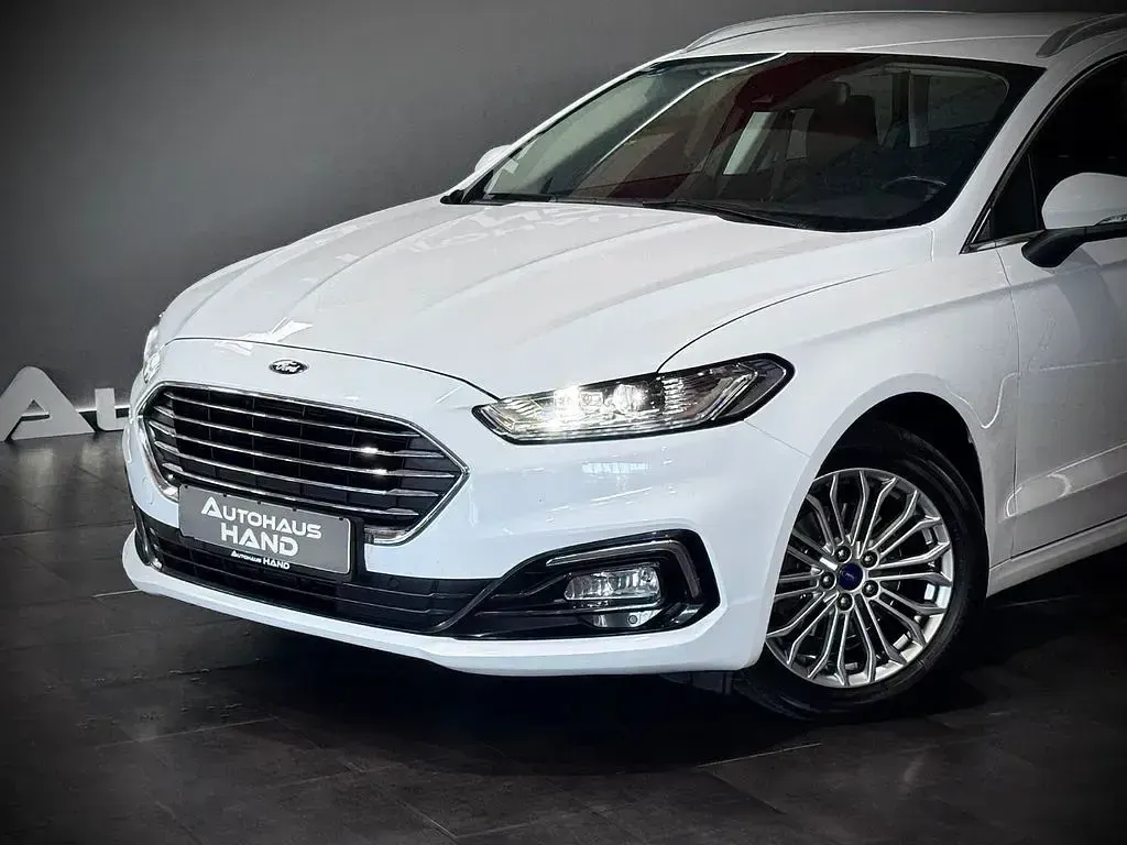 Gebraucht Ford Mondeo Titanium 150 PS (110 kW) 2021 Weiß Limousine