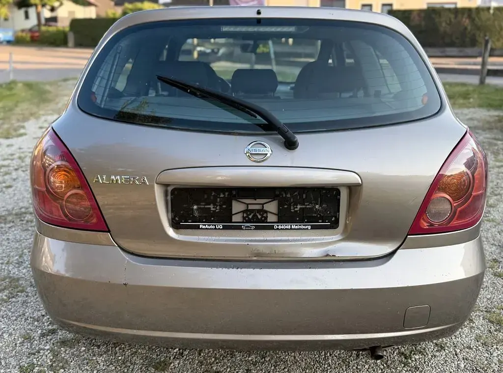 Gebraucht Nissan Almera Acenta+ 98 PS (72 kW) 2005 Braun Kleinwagen