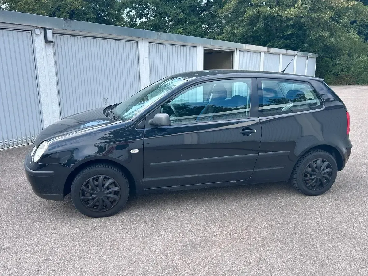 Gebraucht VW Polo 54 PS (39 kW) 2005 Schwarz Kleinwagen
