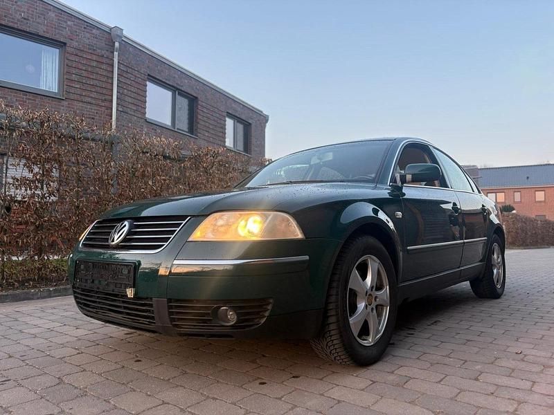 Gebraucht VW Passat Highline 150 PS (110 kW) 2002 Grün Limousine