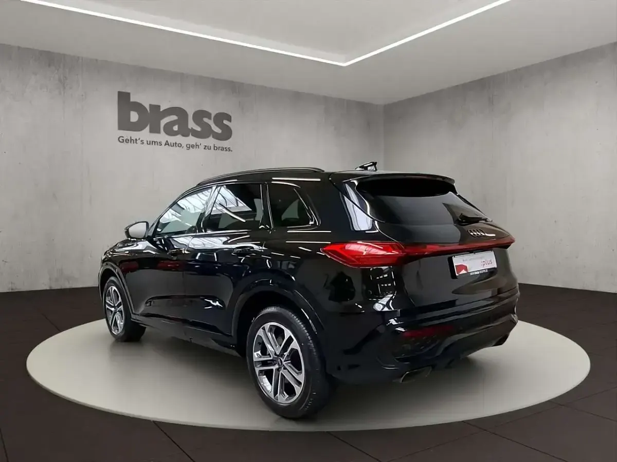 Gebraucht Audi Q5 Ambiente 204 PS (150 kW) 2025 Mythosschwarz metallic SUV