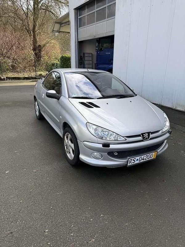 Gebraucht Peugeot 206 109 PS (80 kW) 2005 Cabrio