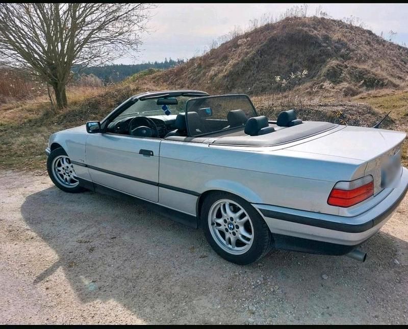 Gebraucht BMW 318 Cabriolet 116 PS (85 kW) 1999 Silber Cabrio