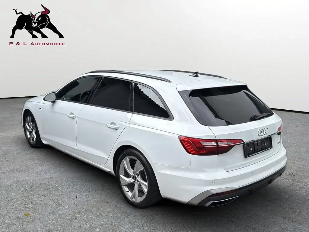 Gebraucht Audi A4 S-Line 204 PS (150 kW) 2023 Weiß Kombi