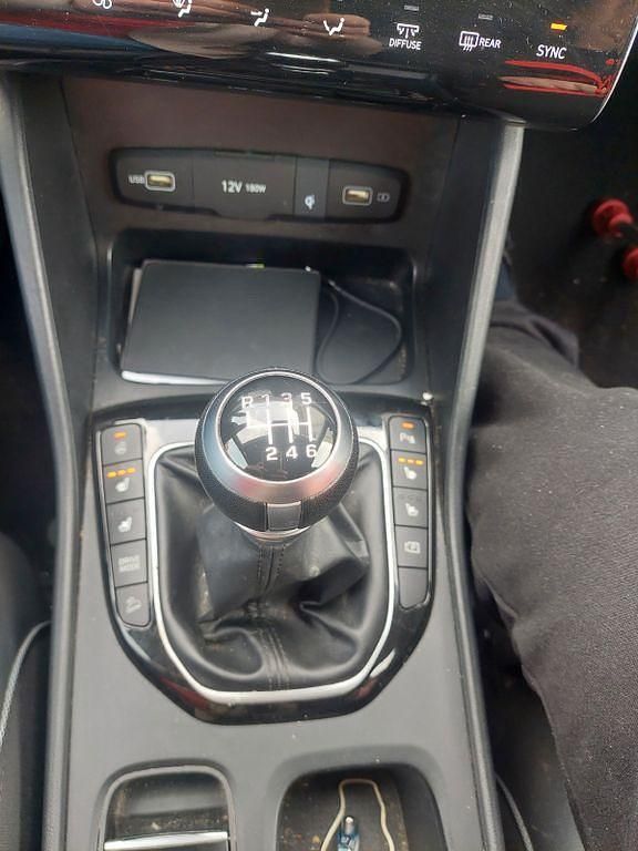 Gebraucht Hyundai Tucson Select 150 PS (110 kW) 2022 Weiß SUV