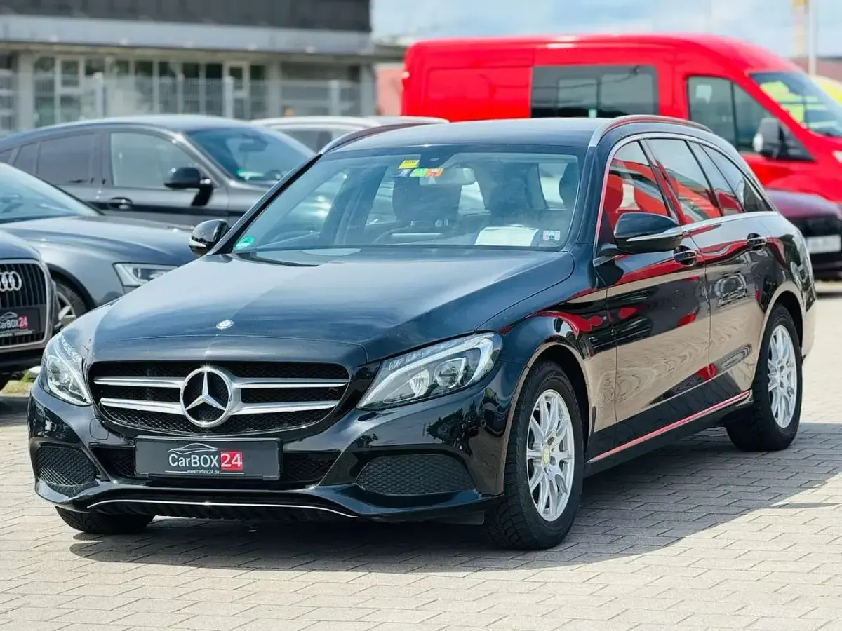 Gebraucht Mercedes C200 136 PS (100 kW) 2014 Obsidianschwarz  metalliclack Kombi