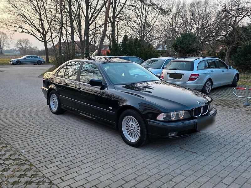 Gebraucht BMW 528 193 PS (141 kW) 2000 Schwarz Limousine