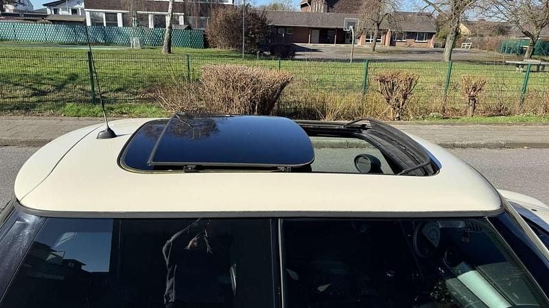 Second-hand Mini ONE 98 CP (72 kW) 2011 Bej Hatchback