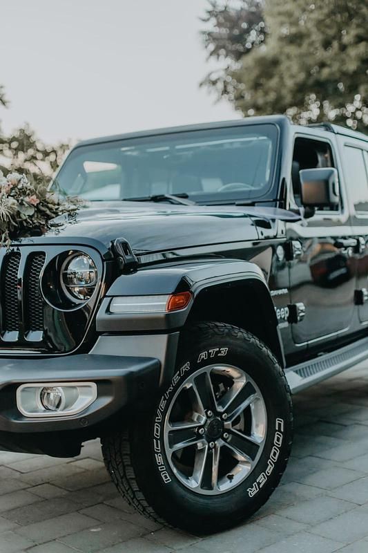 Gebraucht Jeep Wrangler Sahara 272 PS (200 kW) 2020 Schwarz SUV