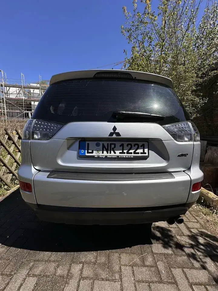 Gebraucht Mitsubishi Outlander Inform 140 PS (102 kW) 2007 SUV