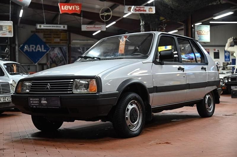 Gebraucht Citroën Visa 60 PS (44 kW) 1986 Silber Kleinwagen